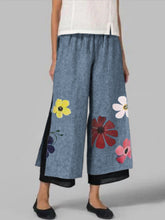 Load image into Gallery viewer, Loose women's cotton and linen trousers with floral print
