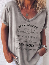 Load image into Gallery viewer, Mulheres Way Maker Milagreiro Promessa Keeper Light In The Darkness Meu Deus, quem é você Camiseta de manga curta
