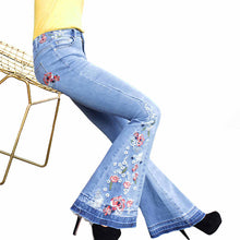 Load image into Gallery viewer, Flare pants with floral embroidery from the 70s
