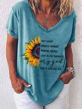Load image into Gallery viewer, Way Maker Lyrics Faith's Camisetas com decote em V
