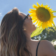 Load image into Gallery viewer, Pendientes Colgantes Girasol Margarita Joyería Boho
