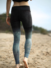 Load image into Gallery viewer, Leggings elásticas tingidas com estampa retro feminino
