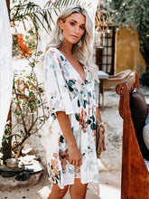 Load image into Gallery viewer, Novo vestido floral com decote em V profundo
