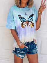 Load image into Gallery viewer, Camiseta con estampado de mariposas y efecto tie-dye

