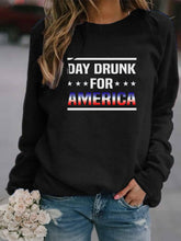 Load image into Gallery viewer, Day Drunk For America sudadera con estampado de estrellas estadounidenses
