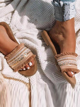 Load image into Gallery viewer, Comfortable and wild flat sandals for women
