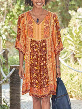 Load image into Gallery viewer, Vestido boêmio de algodão com decote em V
