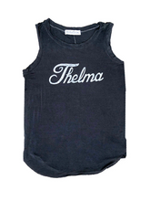 Load image into Gallery viewer, Thelma &amp; Louise Drape Girlfriend Thelma Tank para mulheres
