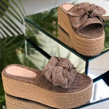Load image into Gallery viewer, Women's Bow Platform Slippers
