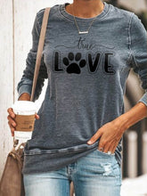 Load image into Gallery viewer, Moletom TRUE LOVE feminino com gola redonda e mangas compridas
