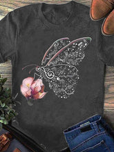 Load image into Gallery viewer, Camiseta feminina de manga curta, decote redondo, notação musical, estampa de borboleta
