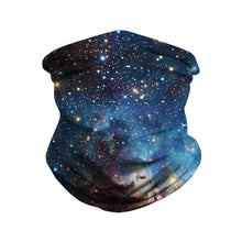 Load image into Gallery viewer, Bandana estampa céu estrelado ao ar livre
