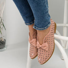 Load image into Gallery viewer, Women's Cut Out Bow Toe Sandals
