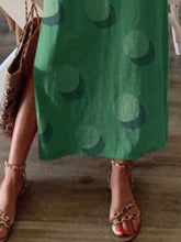 Load image into Gallery viewer, Loose short-sleeved dress with polka dots
