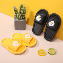 Load image into Gallery viewer, Small chrysanthemum slippers
