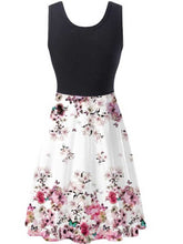 Load image into Gallery viewer, Vestido sin mangas con cuello redondo y estampado de mariposas
