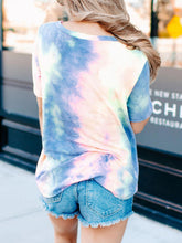 Load image into Gallery viewer, Camiseta holgada de manga corta con cuello de pico para mujer
