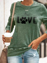 Load image into Gallery viewer, Moletom TRUE LOVE feminino com gola redonda e mangas compridas
