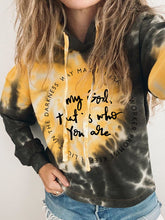 Load image into Gallery viewer, Mujeres Way Maker Milagreiro Promessa Keeper Luz na escuridão Meu Deus, é quem você é Sudadera con efecto tie-dye
