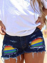 Load image into Gallery viewer, Shorts de mezclilla rasgados con estampado de arcoíris para mujer
