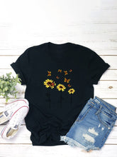 Load image into Gallery viewer, Faith Hope Love camiseta con estampado de mariposas
