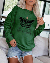 Load image into Gallery viewer, Sudadera Mujer Harry StylesTreat People With Kindness Pirint
