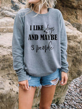 Load image into Gallery viewer, Feminino I Like Dogs And Maybe 3 People Print Sweatshirt
