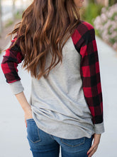 Load image into Gallery viewer, T-shirt de emenda de manga comprida Love Dogs Paw Plaid
