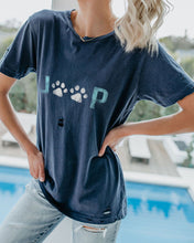 Load image into Gallery viewer, Joop Dog Paw Print Camiseta feminina

