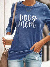 Load image into Gallery viewer, Camiseta de manga comprida Dog Mom
