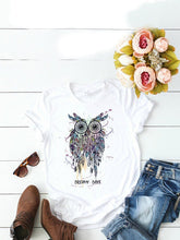 Load image into Gallery viewer, t-shirt de manga curta com estampa de coruja dos dias dos sonhos
