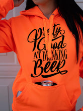 Load image into Gallery viewer, Muito bom em beber cerveja sudaderas con capucha
