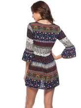 Load image into Gallery viewer, Vestido de vacaciones de playa con estampado bohemio para mujer
