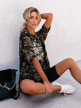Load image into Gallery viewer, I'm Whisky In A Teacup Printed Camouflage Camiseta
