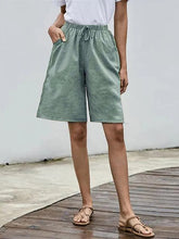 Load image into Gallery viewer, Shorts de lino con bolsillo de talla grande para mujer
