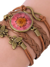 Load image into Gallery viewer, Woven daisy leather bracelet in vintage epoxy resin
