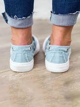 Load image into Gallery viewer, Canvas casual shoes for women
