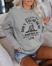 Load image into Gallery viewer, Don't Tread On Me American Pride Flag Sudadera
