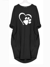 Load image into Gallery viewer, Vestido de manga larga con estampado Loving Dog Paw
