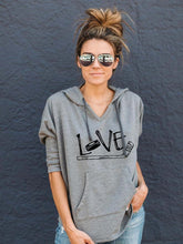 Load image into Gallery viewer, Moletom com capuz de manga comprida Love
