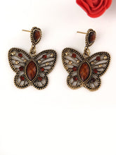 Load image into Gallery viewer, Pendientes retro mariposa hueca Pendientes de diamantes salvajes
