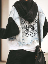 Load image into Gallery viewer, Women's Dinna Fash Sassenach Print Contrast Print Hooded Denim Jacket
