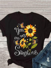 Load image into Gallery viewer, VOCÊ É MEU SOL Camiseta feminina de manga curta com estampa borboleta redonda decote

