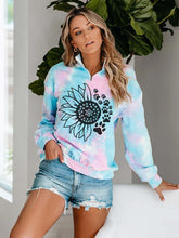 Load image into Gallery viewer, Moletom feminino tie dye com estampa de pata de cachorro de girassol
