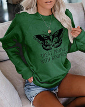 Load image into Gallery viewer, Sudadera Mujer Harry StylesTreat People With Kindness Pirint
