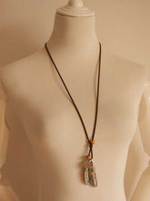 Load image into Gallery viewer, Unisex long wooden pearl necklace with literary feathers
