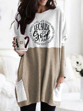 Load image into Gallery viewer, Por causa de Deus sou abençoado, inspirado, mais forte, salvo, esperançoso, perdoado, amado, encontrei Camiseta longa
