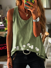 Load image into Gallery viewer, Camiseta feminina com estampa floral Daisy
