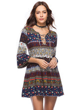 Load image into Gallery viewer, Vestido de vacaciones de playa con estampado bohemio para mujer
