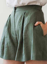 Load image into Gallery viewer, Linen Shorts For Woman
